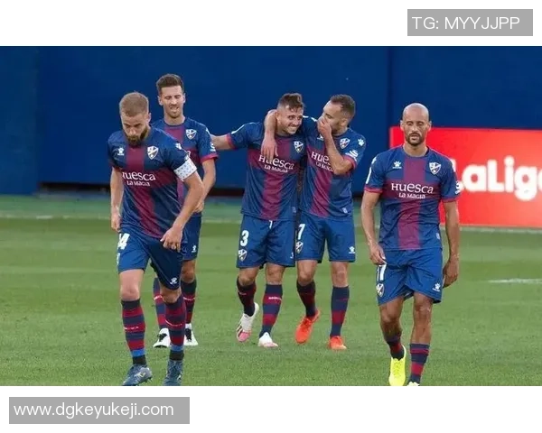 埃瓦尔主场迎战希洪竞技双方争夺西乙联赛关键三分