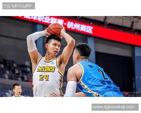 许钟豪的奋斗历程与成功背后的故事揭秘 许钟豪的奋斗历程与成功背后的故事揭秘