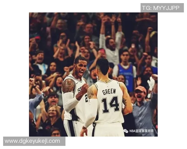 骑士与篮网激战正酣新浪直播精彩赛事不容错过 骑士与篮网激战正酣新浪直播精彩赛事不容错过