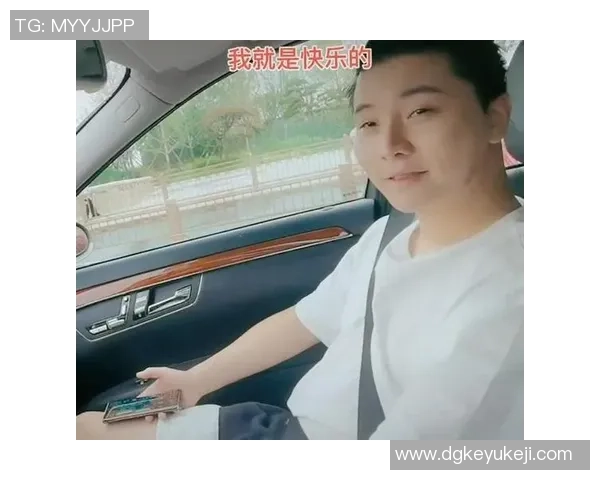 付豪的成长之路:从青涩少年到职场精英的蜕变与奋斗 付豪的成长之路:从青涩少年到职场精英的蜕变与奋斗