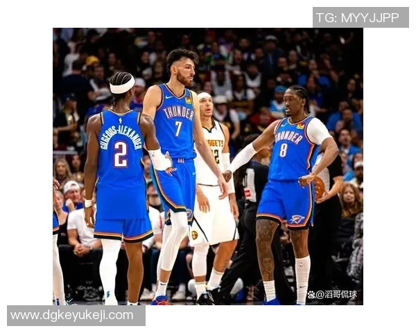 勇士与尼克斯2018年对决回顾:激情四溢的篮球盛宴与精彩瞬间分析 勇士与尼克斯2018年对决回顾:激情四溢的篮球盛宴与精彩瞬间分析