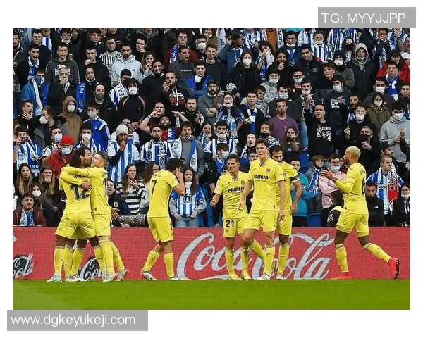 牛津联与伊普斯维奇激战正酣谁能在这场较量中笑到最后