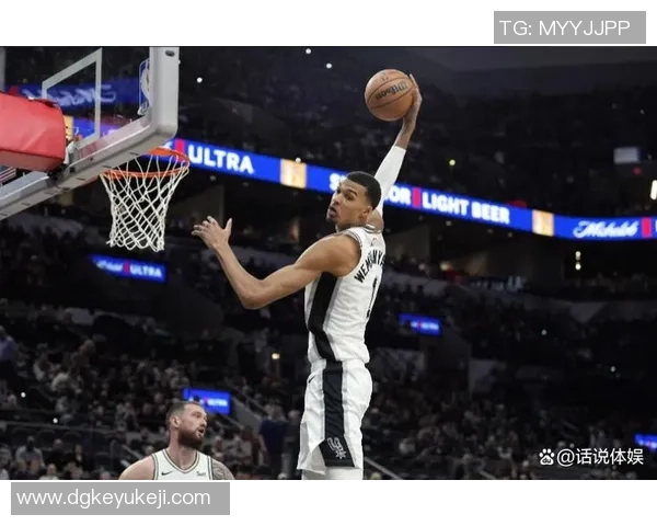 雷霆与马刺强强对决CCTV5直播精彩赛事不容错过